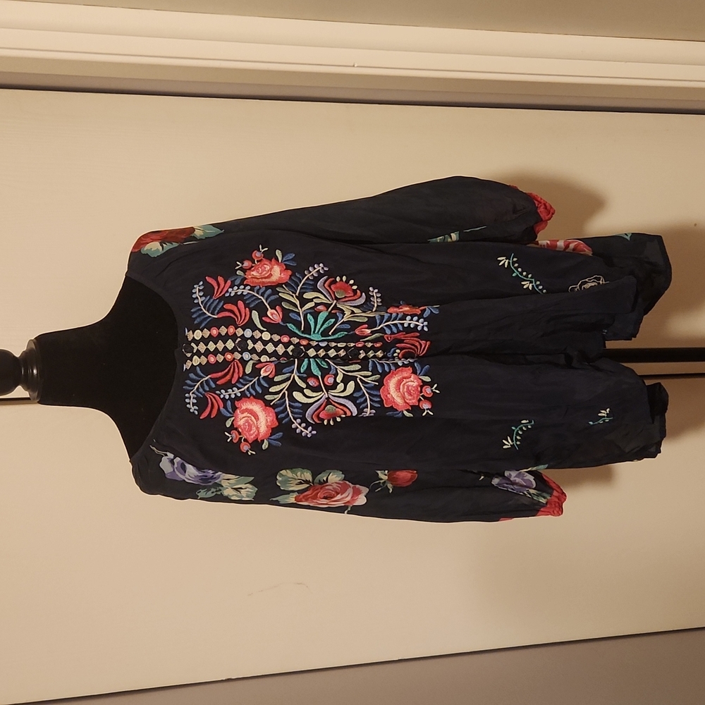 NWT JOHNNY WAS BLOUSE SIZE M